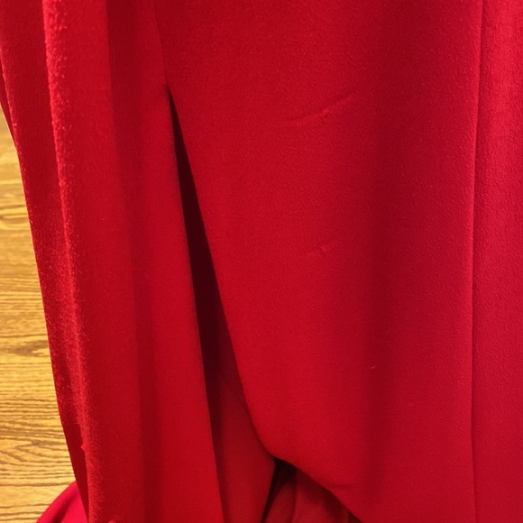 Gala gown. - Picture 2 of 5